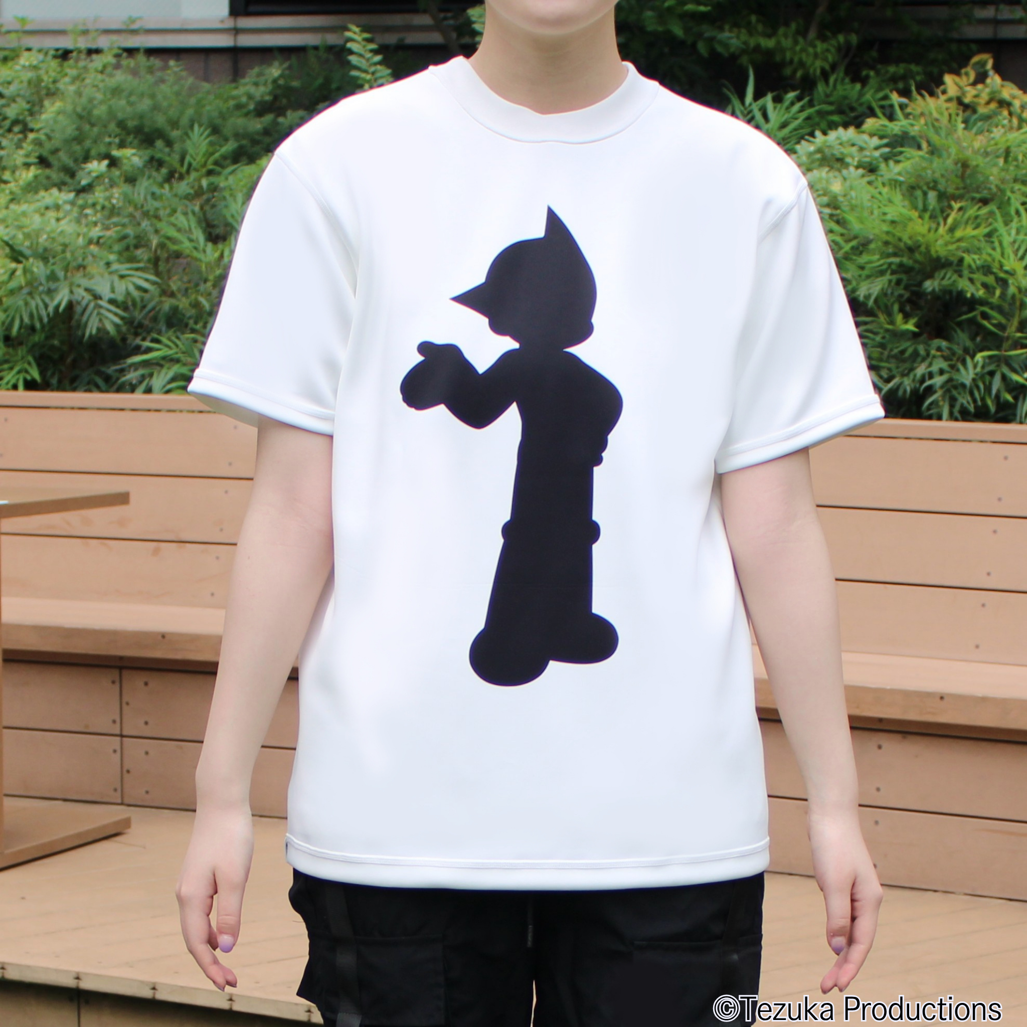 Tee is neither front nor back Astro Boy PASONA×Astro Boy & B.J